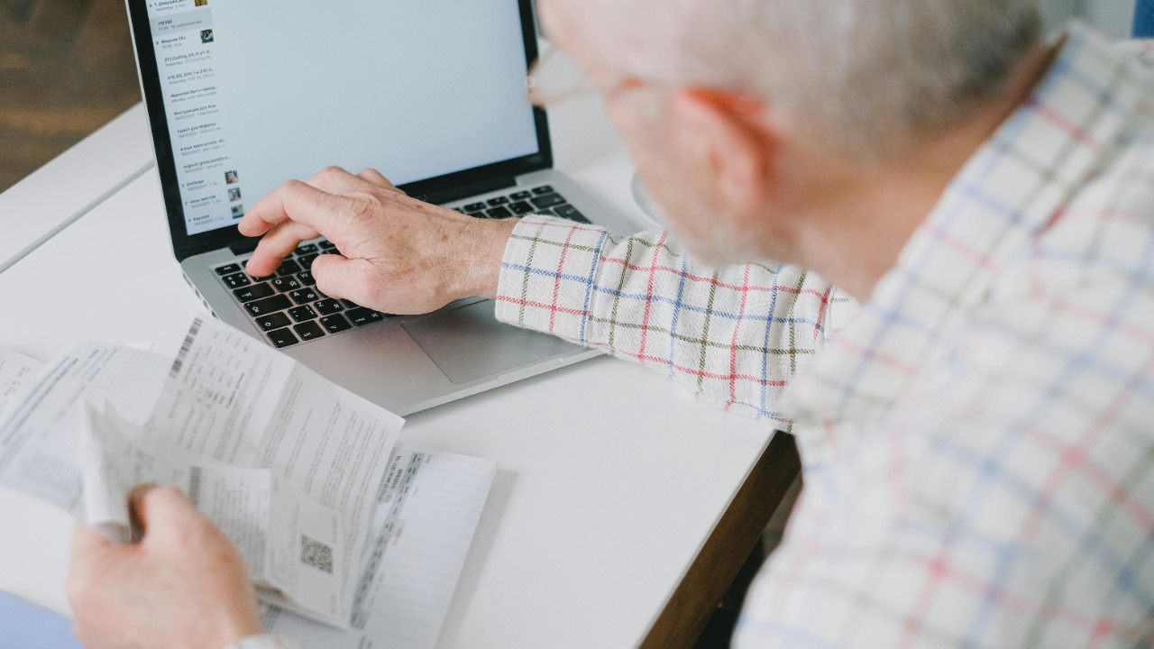 SHVETS production/Pexels