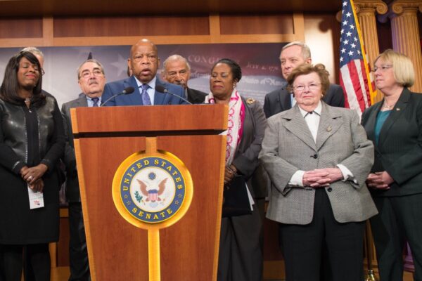 Image Credit: Senate Democrats - CC BY 2.0/Wiki Commons