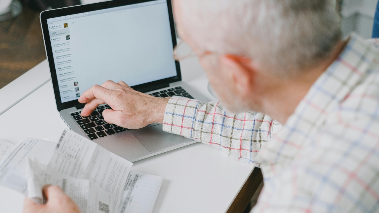 SHVETS production/Pexels