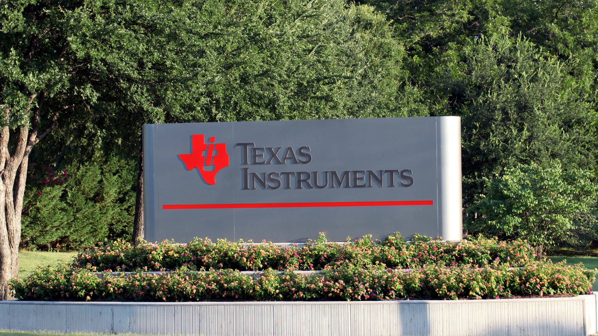 TI signboard Dallas