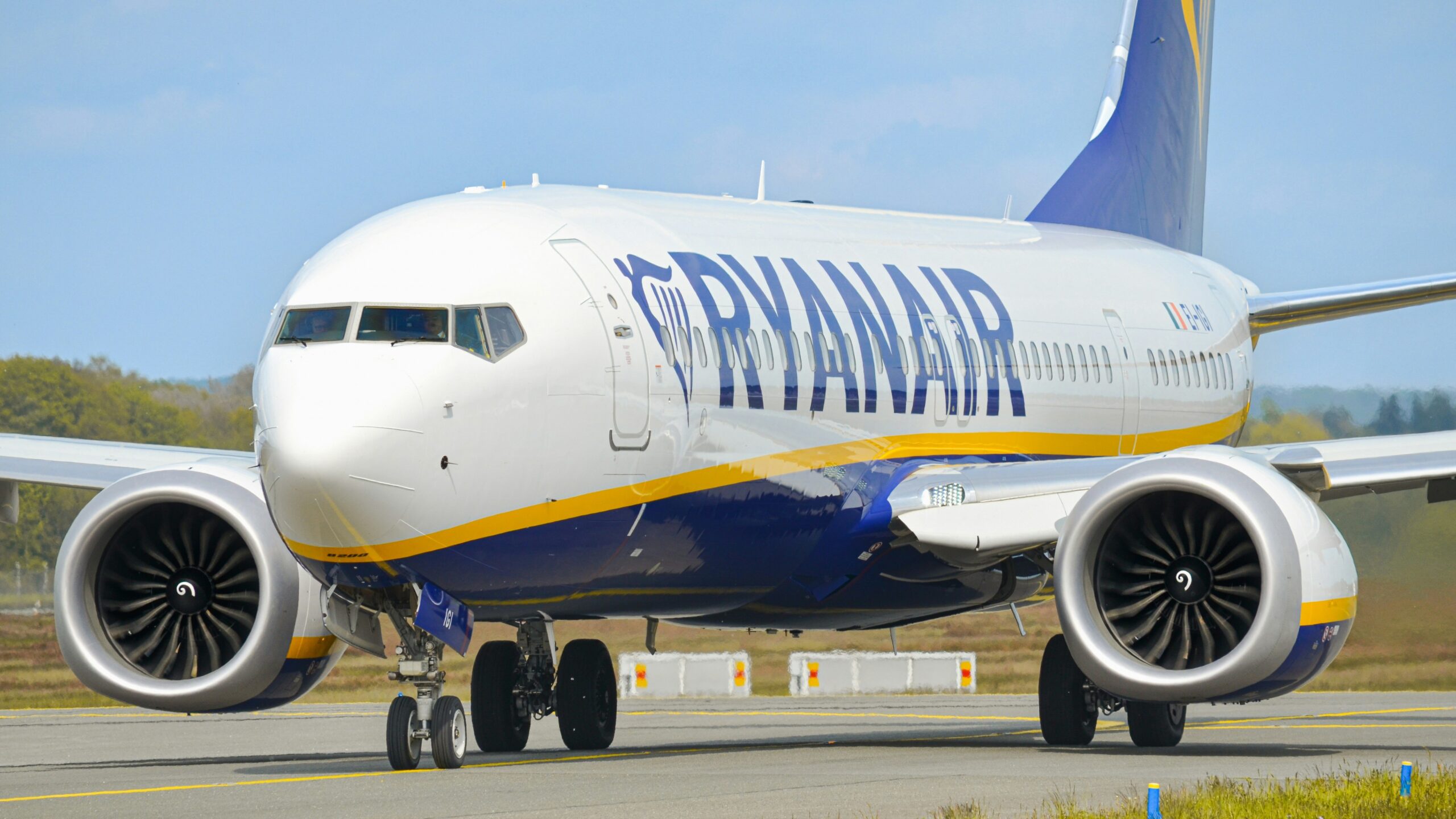 A ryanair airplane on the tarmac