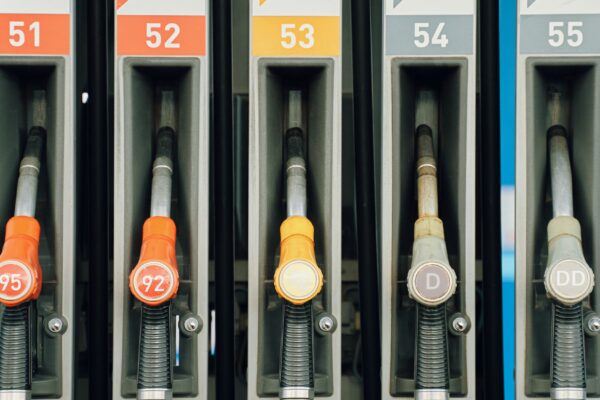Gas station, distribution