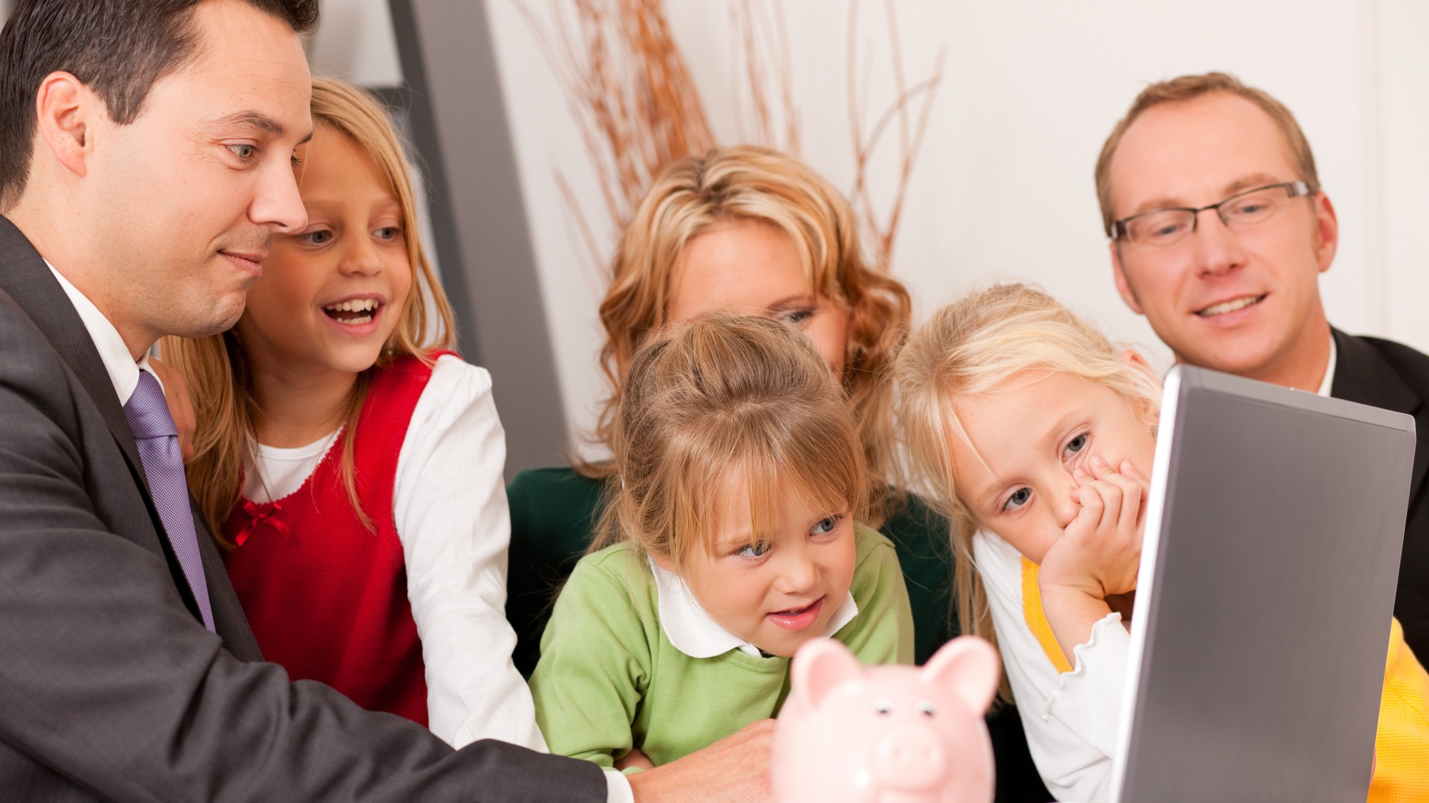 Family with finance consultant