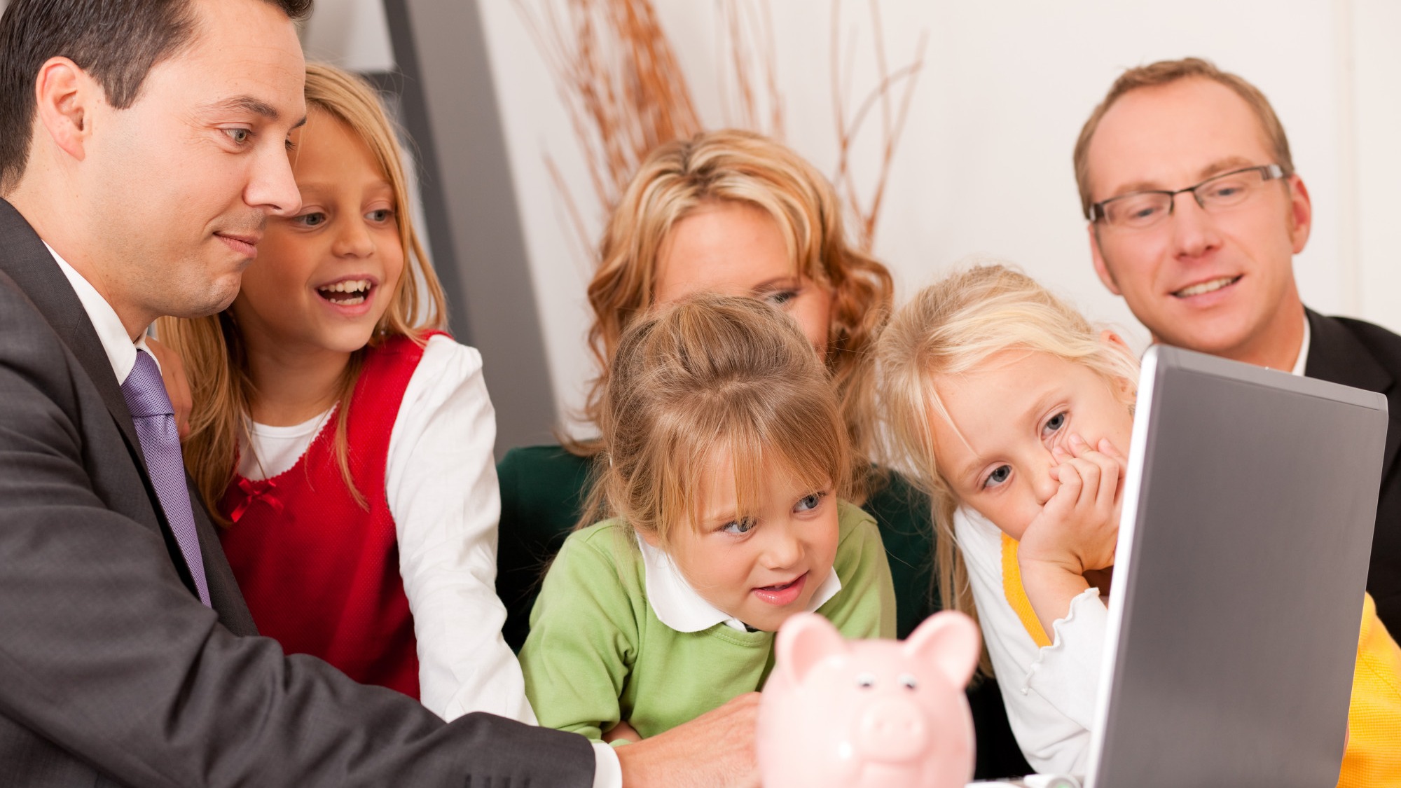 Family with finance consultant