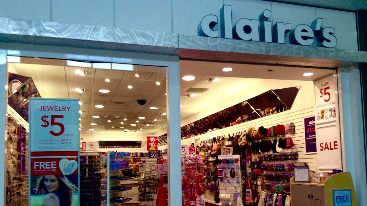 Clair's Store, Enfield, CT, 2/2015, by Mike Mozart of TheToyChannel and JeepersMedia on YouTube