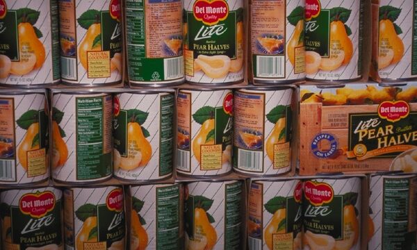 Del Monte canned pear halves, in a wholesale club in Virginia.