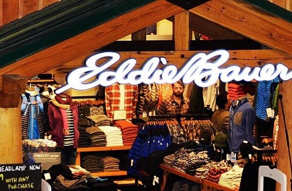This is a photo of the Eddie Bauer store in the Toronto Eaton Centre in Ontario, Canada. If you make use of this image, please make sure you link to www.bargainmoose.ca/ from your own site.