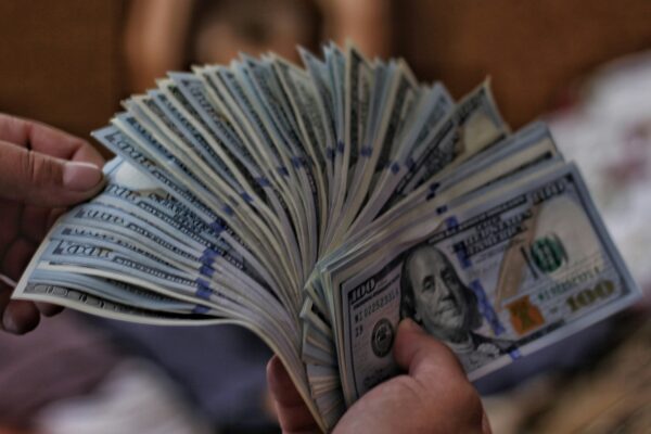 100 US dollar banknotes