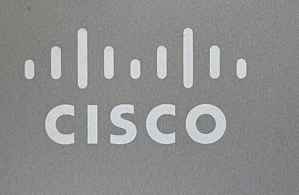 Switch Cisco SG100D-05 V2
