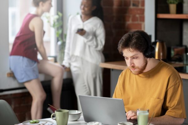 Medium shot young people living together