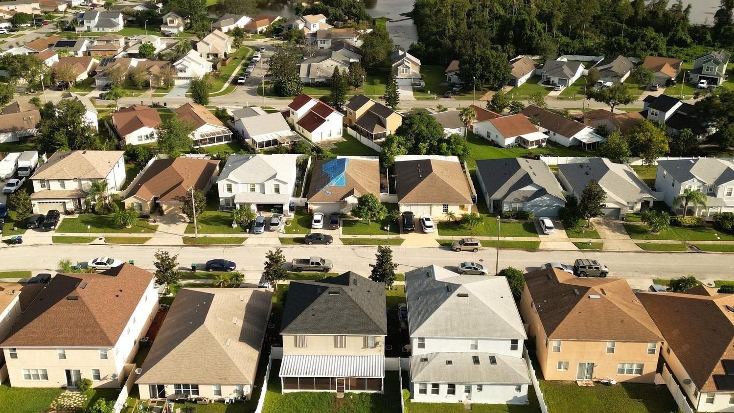 Aerial view of residential area surrounded by houses in Florida