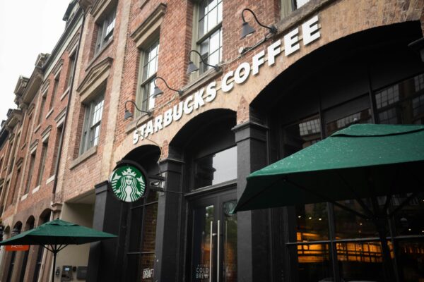 Starbucks Coffee building during daytime