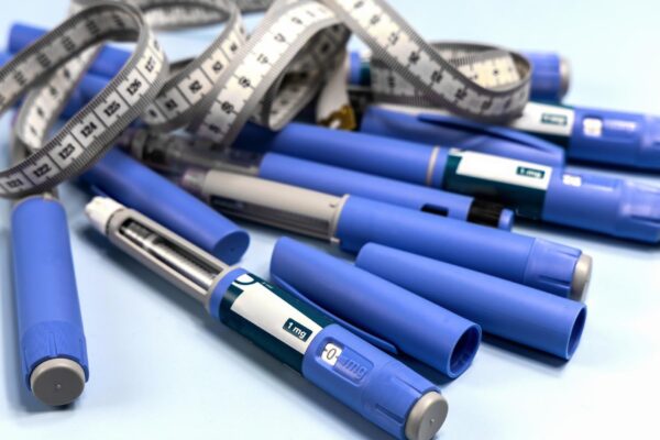 Insulin injection pen or insulin cartridge pen for diabetics and weight loss