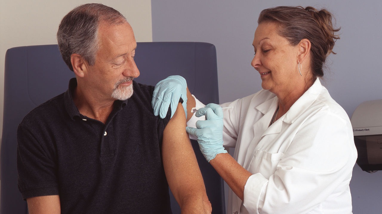 Title Nurse Administers a Vaccine Description A female nurse administers a vaccine into a male patient's arm as he watches. Topics/Categories People -- Adult People -- Health Professional and Patient Test or Procedure -- Lab Tests Type Color, Photo Source National Cancer Institute (NCI)