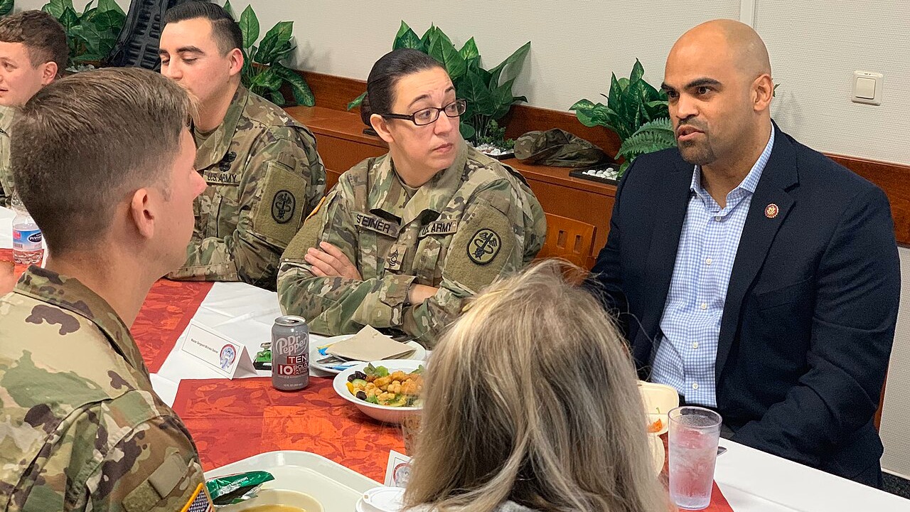 I am so thankful for our men and women in uniform, and the many selfless sacrifices they make in service to our nation. I was honored to travel with my Veterans’ Affairs Committee colleagues to spend Thanksgiving with service-members currently overseas.