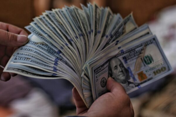 100 US dollar banknotes