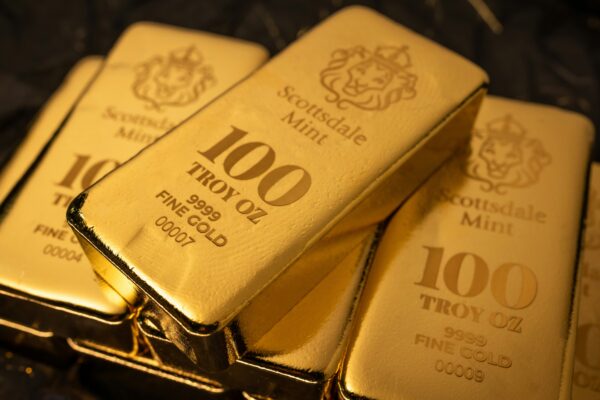 Stack of 100 troy ounce fine gold bars