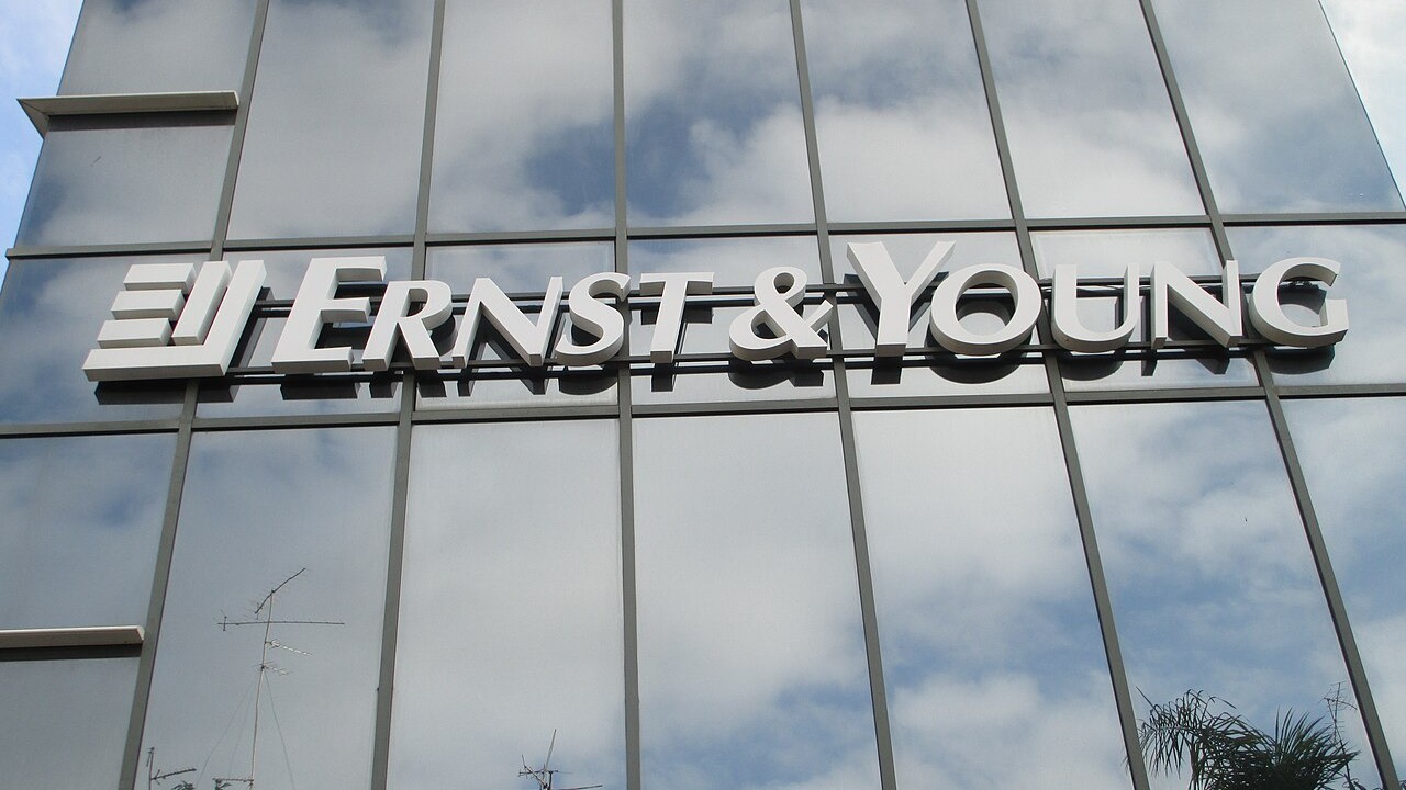 ernst & young heaquarters in tel aviv
