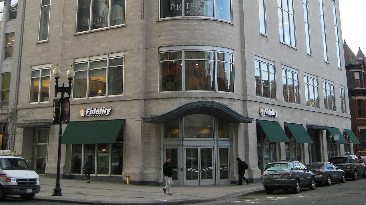 Fidelity Investments Branch on Boylston Street in Boston.