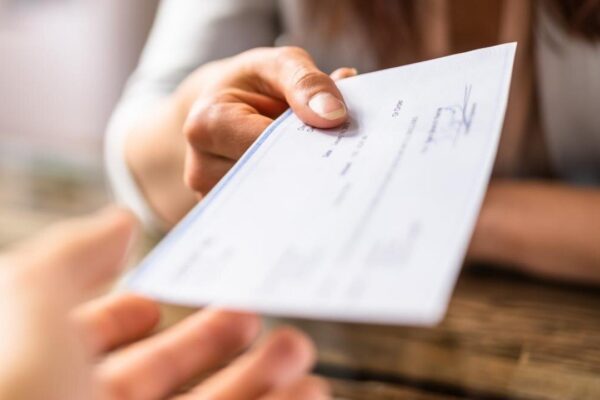 Cheque