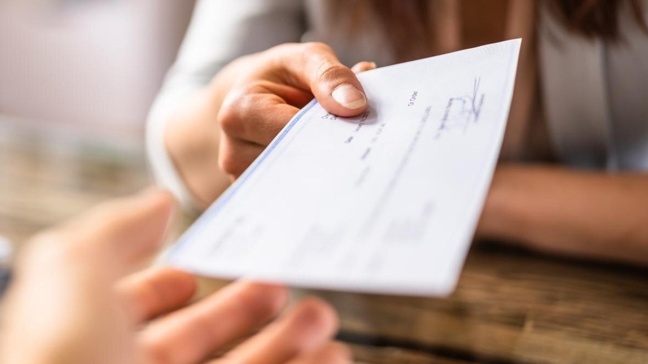 Cheque